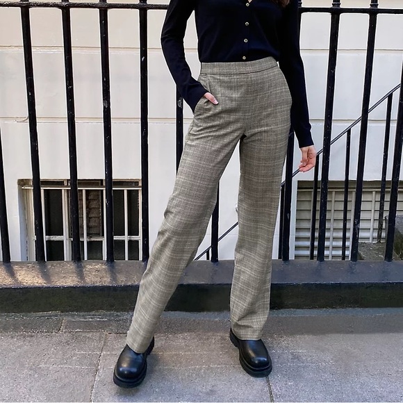 Aritzia Babaton Ivy Pants - Picture 12 of 12